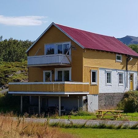 Farmer Apartment Laukvik Eksteriør billede